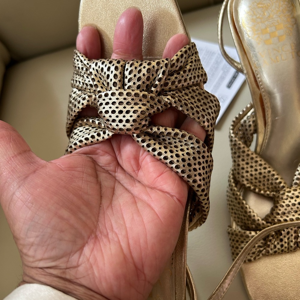 Elegant Gold Women's Sandals